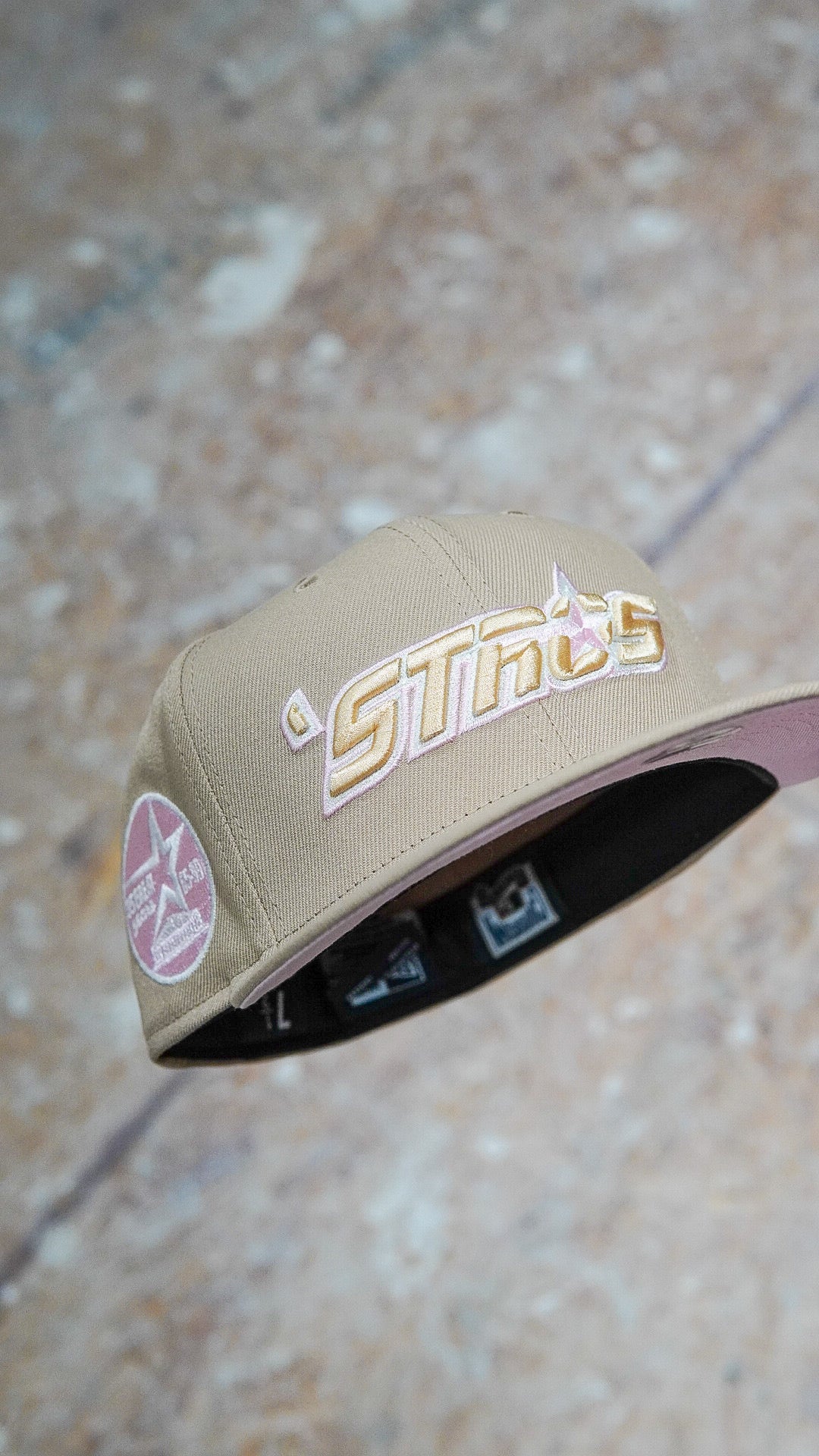 Tan/Pink Stros